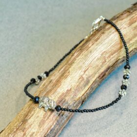 indiski-papuosalai-apykojes-apykoje-su-drambliuku