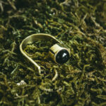 indiski-papuosalai-zalvariniai-papuosalai-zalvariniai-ziedai-zalvarinis-ziedas-su-kristalu-32-oniksas