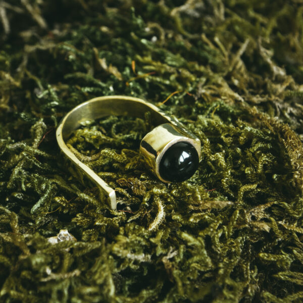 indiski-papuosalai-zalvariniai-papuosalai-zalvariniai-ziedai-zalvarinis-ziedas-su-kristalu-32-oniksas