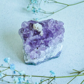 kristalai-neapdirbti-kristalai-ametisto-druza-1