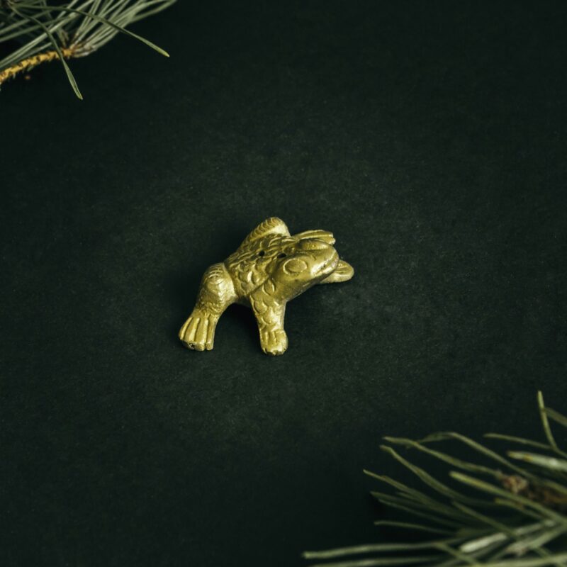 kvapai-is-indijos-smilkalines-zalvarine-smilkaline-varle