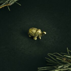 kvapai-is-indijos-smilkalines-zalvarine-smilkaline-drambliukas