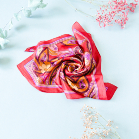 aksesuarai-šaliai-šalikai-skaros-šilkinė-skarelė-6