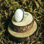 indiski-papuosalai-papuosalai-is-zalvario-zalvarinis-ziedas-su-vaivorykstinio-menulio-akmenuku