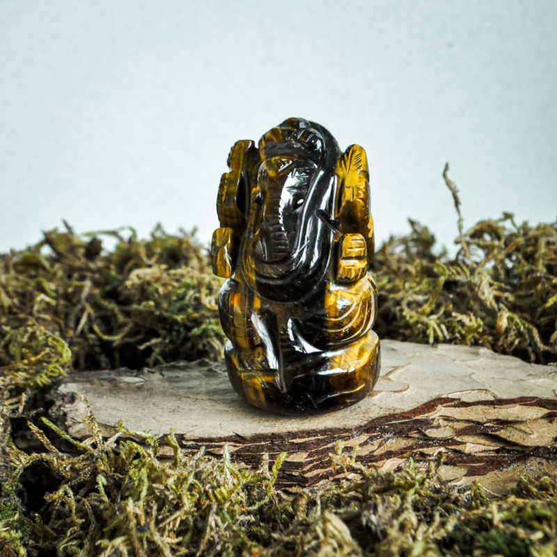 kristalai-dekoratyviniai-kristalai-tigro-akies-ganesa-1