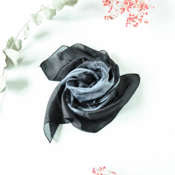 aksesuarai-šaliai-šalikai-skaros-šilkinė-skarelė-11