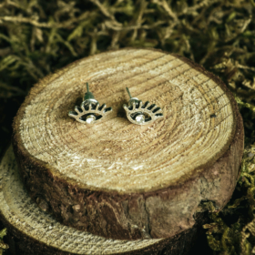 indiski-papuosalai-zalvariniai-papuosalai-zalvariniai-auskarai-Cinko-lydinio-auskarai-akys