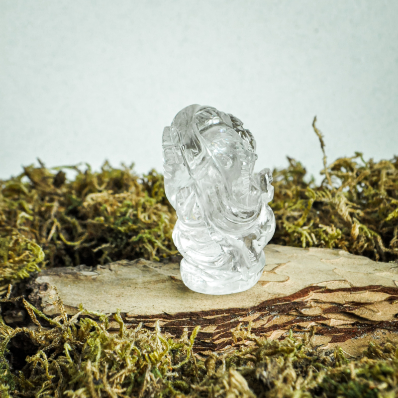 kristalai-dekoratyviniai-kristalai-kalnu-kristolo-ganesa-1