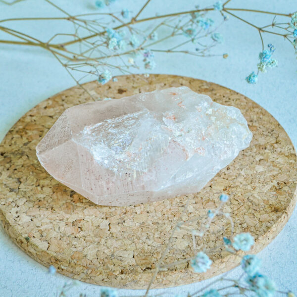 kristalai-neapdirbti-kristalai-neapdirbtas-kalnu-kristolas-1