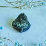 kristalai-neapdirbti-kristalai-neapdirbtas-labradoritas-6