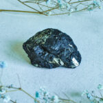 kristalai-neapdirbti-kristalai-neapdirbtas-turmalinas-3