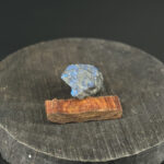 kristalai-neapdirbti-kristalai-neapdirbtas-labradoritas-2024-4