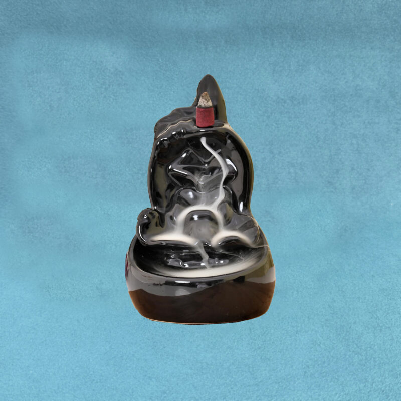 Indiski-kvapai-smilkalinės-krioklio-efekto-backflow-smilkaline-2-in-1