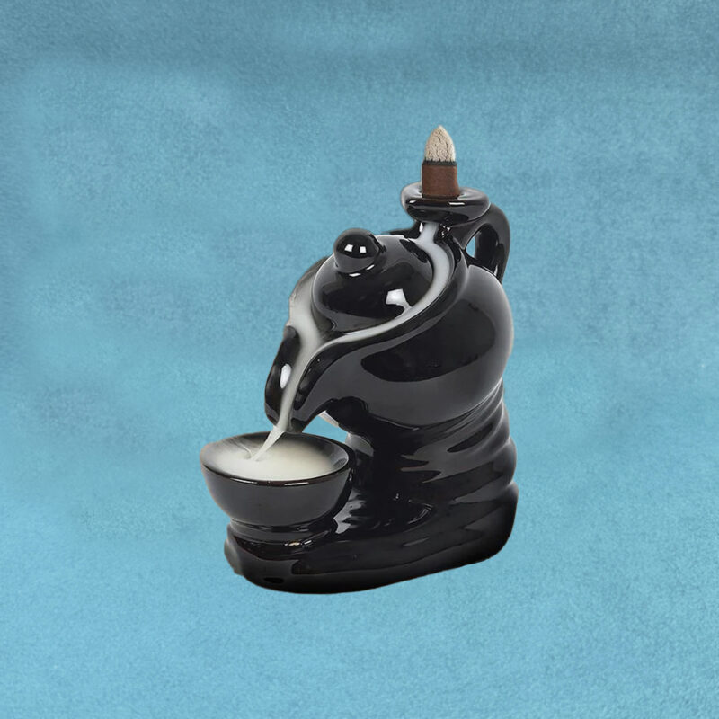 Indiski-kvapai-smilkalinės-krioklio-efekto-backflow-smilkaline-asotis