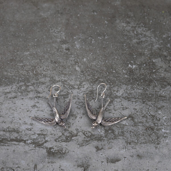 indiski-papuosalai-papuosalai-is-zalvario-zalvariniai-auskarai-zalvariniai-auskarai-2024-kregzdutes-sidabrine