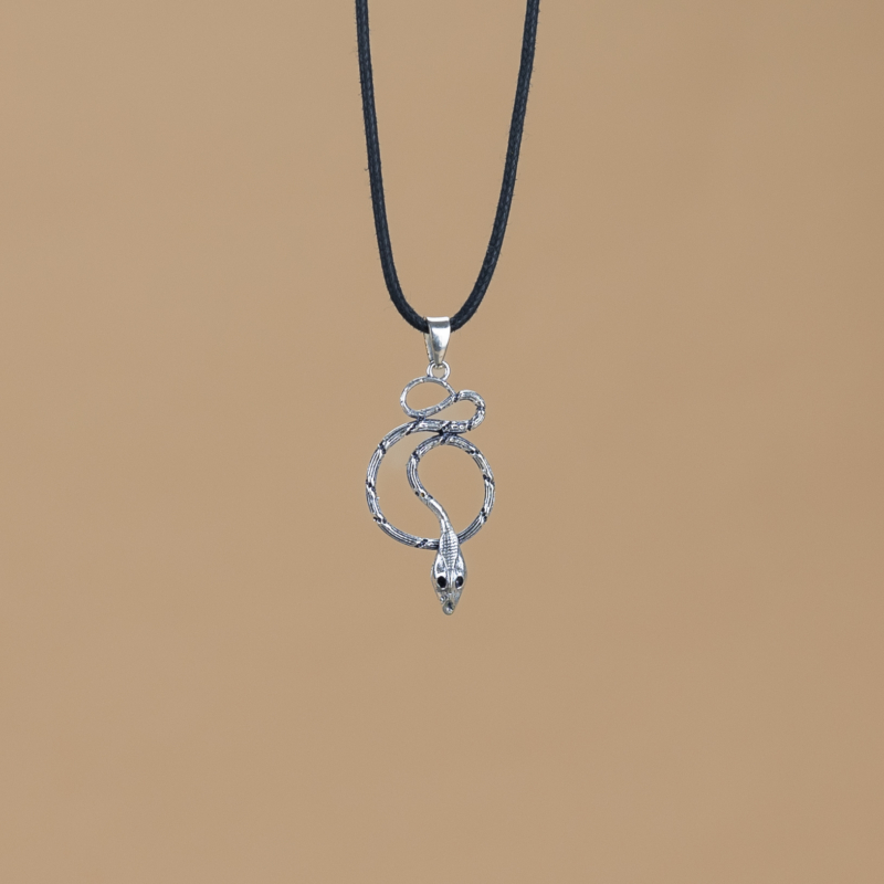 papuosalai-is-indijos-papuosalai-is-zalvario-zalvariniai-pakabukai-zalvarinis-pakabukas-gyvate-2-2