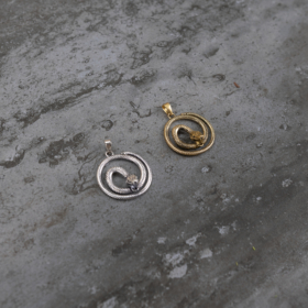 papuosalai-is-indijos-papuosalai-is-zalvario-zalvariniai-pakabukai-zalvarinis-pakabukas-gyvate-3