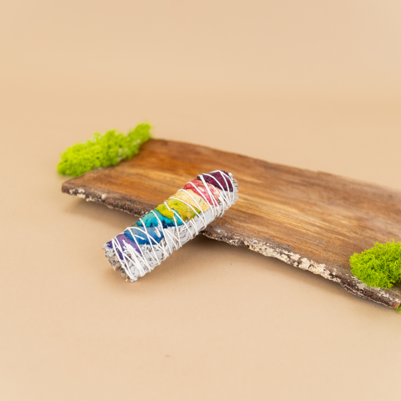 kvapai-is-indijos-baltasis-salavijas-baltojo-salavijo-7-cakros-rysulelis