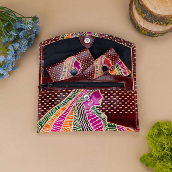 aksesuairai-is-indijos-pinigines-odiniu-piniginiu-komplektas-moteris-ruda-2
