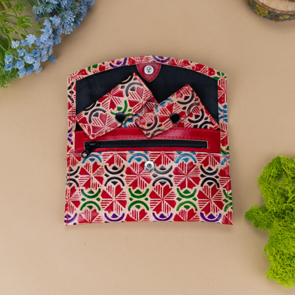 aksesuairai-is-indijos-pinigines-odiniu-piniginiu-komplektas-2024-4