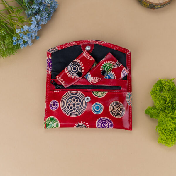 aksesuairai-is-indijos-pinigines-odiniu-piniginiu-komplektas-rutuliai-raudona-1