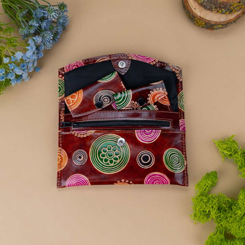 aksesuairai-is-indijos-pinigines-odiniu-piniginiu-komplektas-rutuliai-ruda-1