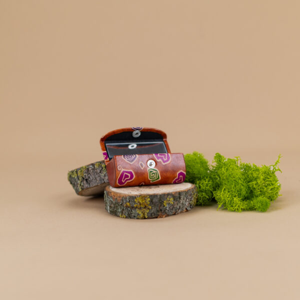 aksesuarai-is-indijos-pinigines-lupdažio-laikiklis-11