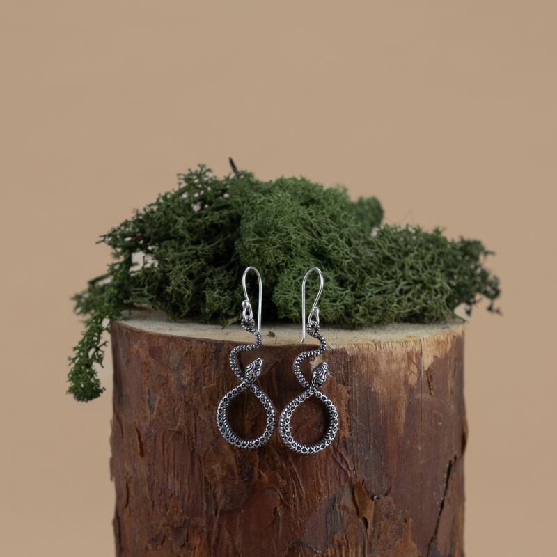 indiski-papuosalai-papuosalai-is-zalvario-zalvariniai-auskarai-zalvariniai-auskarai-2024-gyvate-