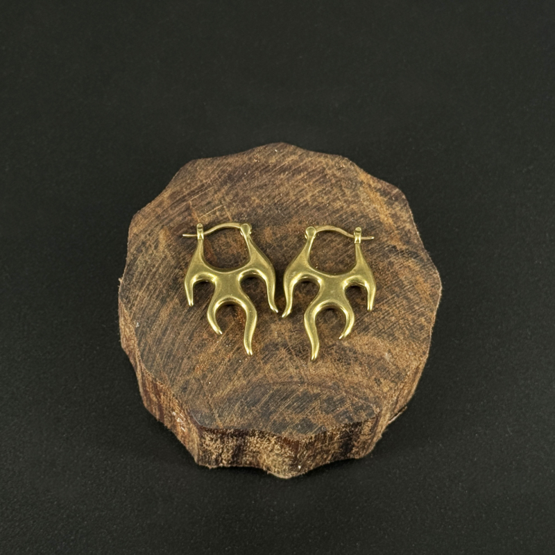 indiski-papuosalai-papuosalai-is-zalvario-zalvariniai-auskarai-zalvariniai-auskarai-2024-liepsna