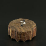 indiski-papuosalai-zalvariniai-papuosalai-zalvariniai-ziedai-zalvarinis-ziedas-su-kristalu-2024-06-12-oniksas-1