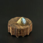 indiski-papuosalai-zalvariniai-papuosalai-zalvariniai-ziedai-zalvarinis-ziedas-su-kristalu-2024-06-5-auksine-labradoritas-1