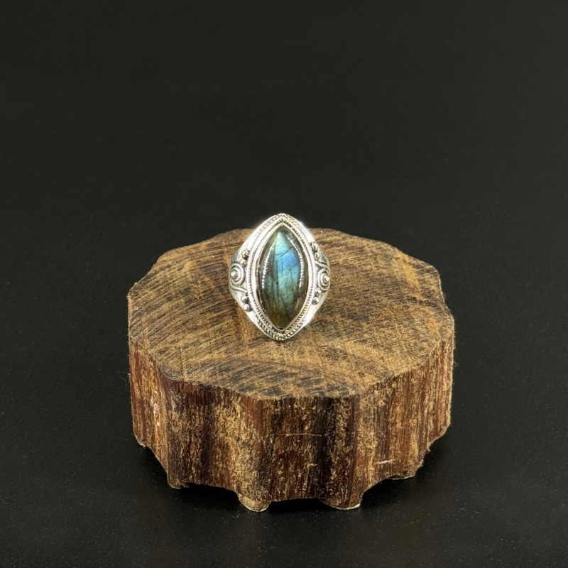 indiski-papuosalai-zalvariniai-papuosalai-zalvariniai-ziedai-zalvarinis-ziedas-su-kristalu-2024-06-2-sidabrine-labradoritas-2