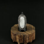 indiski-papuosalai-zalvariniai-papuosalai-zalvariniai-ziedai-zalvarinis-ziedas-su-kristalu-2024-06-19-sidabrine-vaivorykstinis-menulio-akmuo-1