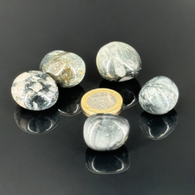 kristalai-kiseniniai-kristalai-kates-akis