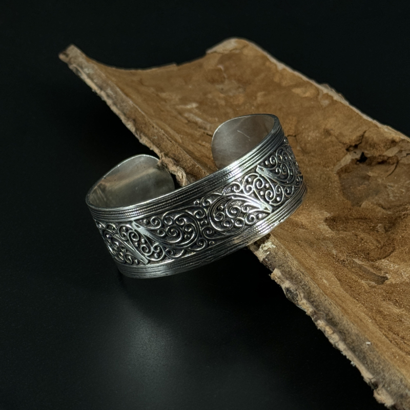 indiski-papuosalai-papuosalai-is-zalvario-zalvarines-apyrankes-zalvarine-apyranke-plati-06-2