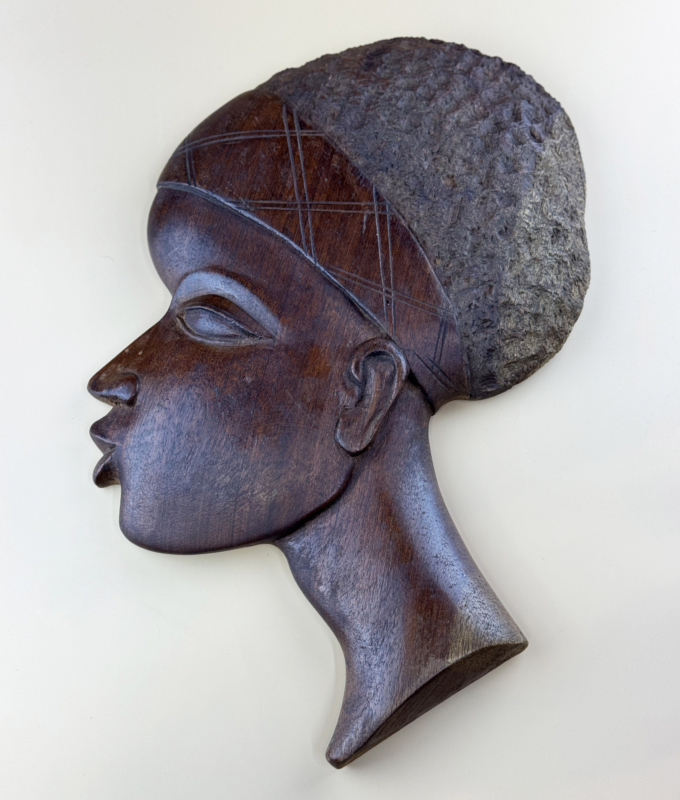 namu-dekoras-medines-dekoracijos-afrikietiska-kauke-1