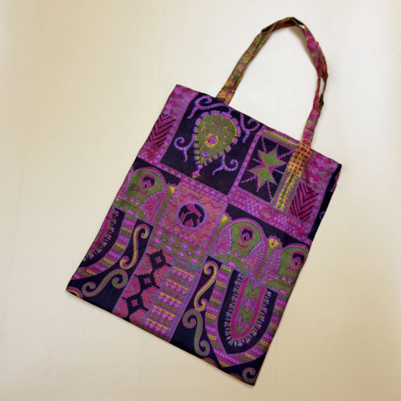 aksesuarai-is-indijos-maiseliai-dovanoms-is-sariu-silkinis-maiselis-is-vintaziniu-sariu-22