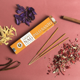 indiski-kvapai-smilkalai-golden-nag-palo-santo-smilkalai