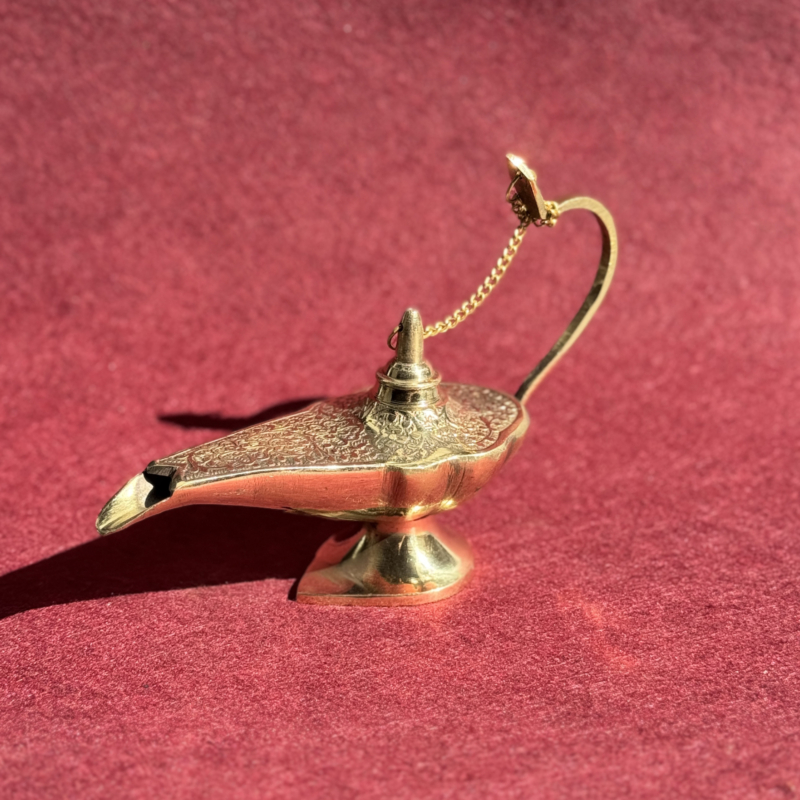 namu-dekoras-zalvariniai-indai-zalvarine-aladino-lempa-2025-2