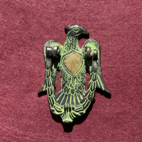 namu-dekoras-zalvarines-statulos-zalvarinis-duru-belstukas-paukstis