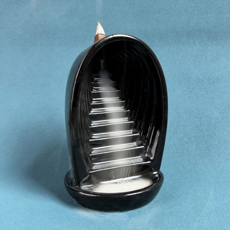 smilkalai-is-indijos-backflow-smilkalines-laiptai