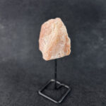 kristalai-dekoratyviniai-kristalai-neapdirbti-kristalai-neapdirbto-saulės-akmens-dekoracija-4