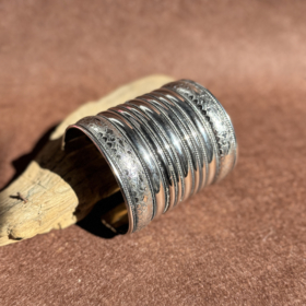 indiski-papuosalai-papuosalai-is-zalvario-zalvarines-apyrankes-zalvarine-apyranke--plati-1-2