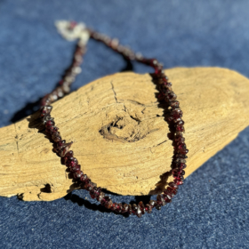 kristalai-kristalu-papuosalai-kristalu-veriniai-granato-cipsu-verinys