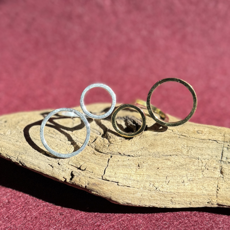 indiski-papuosalai-zalvariniai-apapuosalai-zalvariniai-ziedai-zalvarinis-ziedas-ziedai