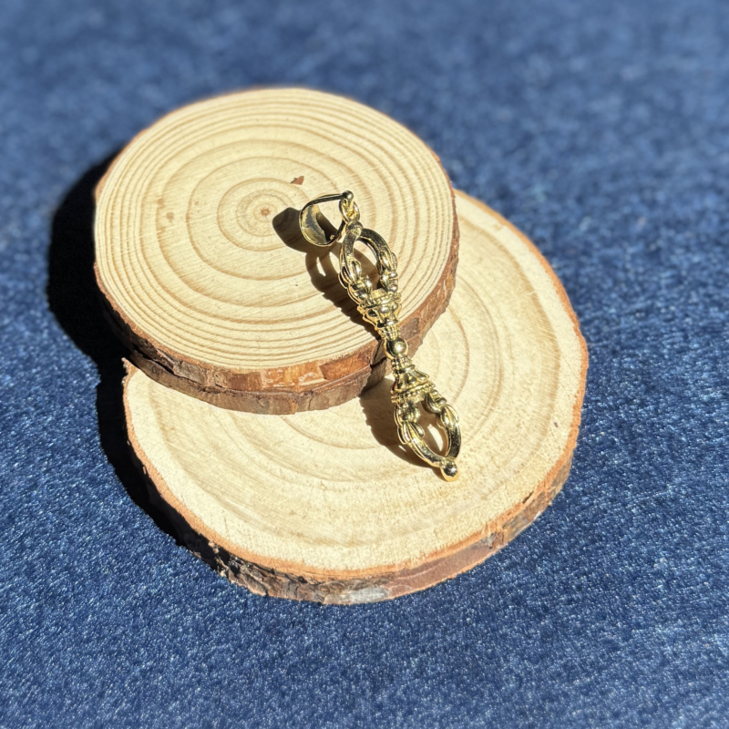 zalvariniai-papuosalai-zalvariniai-pakabukai-zalvarinis-pakaabukas-dojre-vajre