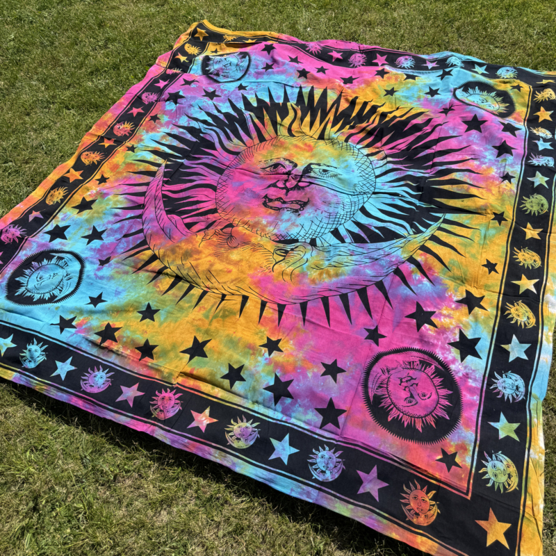 namu-dekoras-lovatieses-medvilnine-lovatiese-uzklotas-lovai-langui-sienui-saule-ir-menul-3