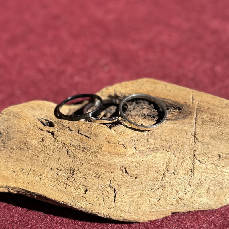 indiski-papuosalai-zalvariniai-apapuosalai-zalvariniai-ziedai-nerudijancio-plieno-ziedas-trys