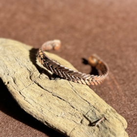 indiski-papuosalai-apyrankes-varines-apyrankes-varine-apyranke-su-magnet-2