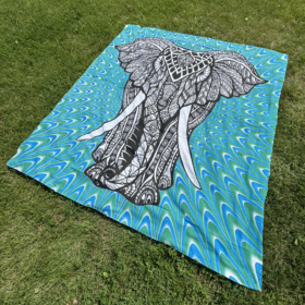 namu-dekoras-lovatieses-medvilnine-lovatiese-uzklotas-lovai-langui-sienui-dramblys-su-melyna-2-1